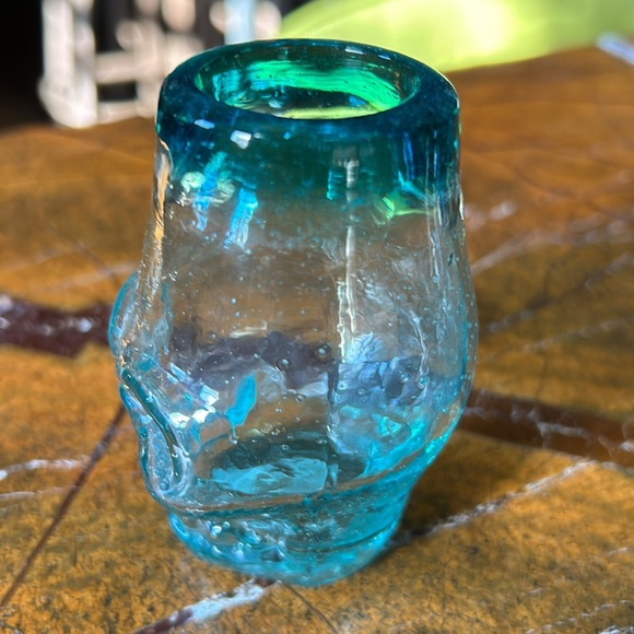 NEW Handblown 2pc Skull Shot Glasses - Picture 3 of 6